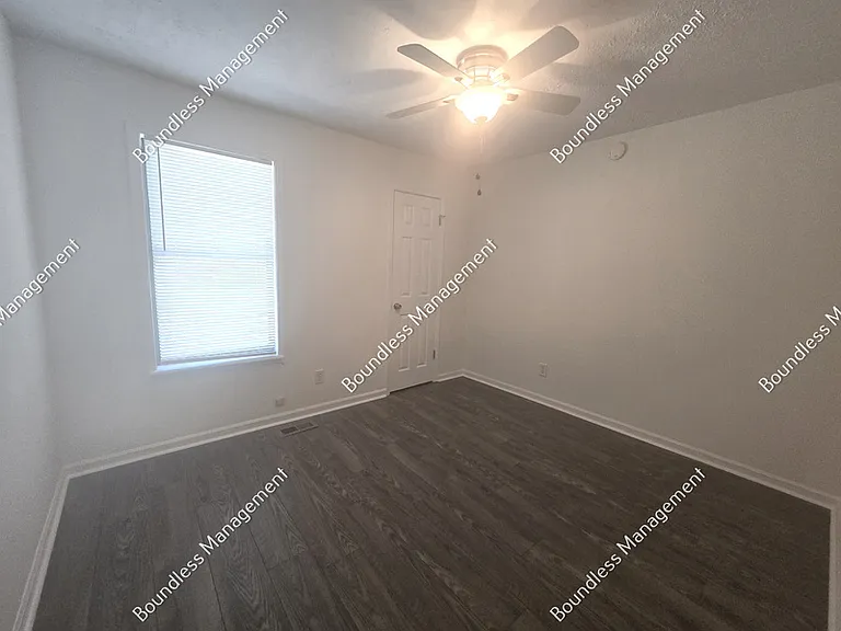 3172 Carmel Dr — Photo 13
