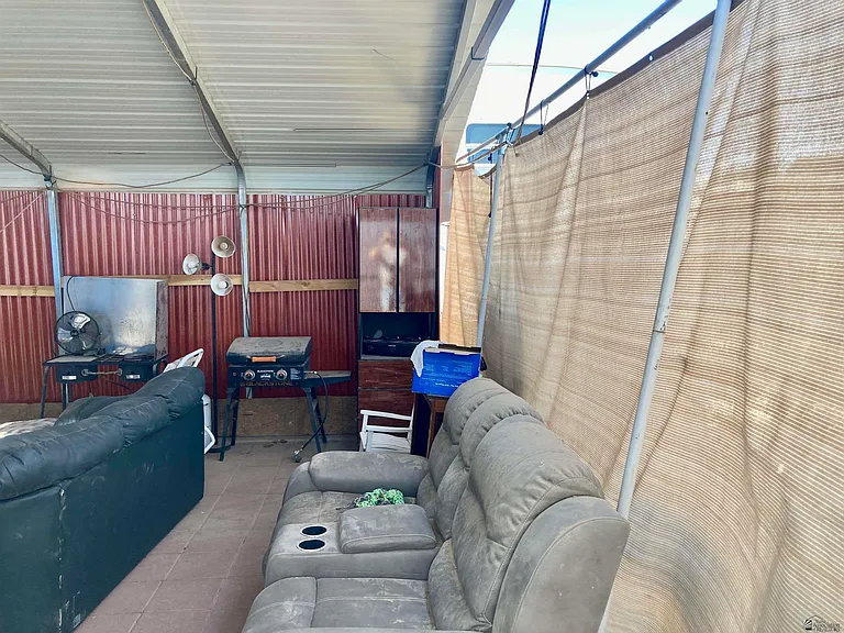 10517 S Camino Del Sol Dr — Photo 22