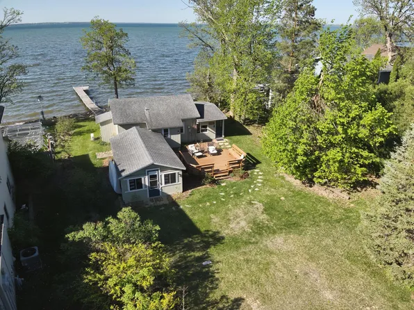 42536 Pleasure Park Rd, Ottertail, MN 56571