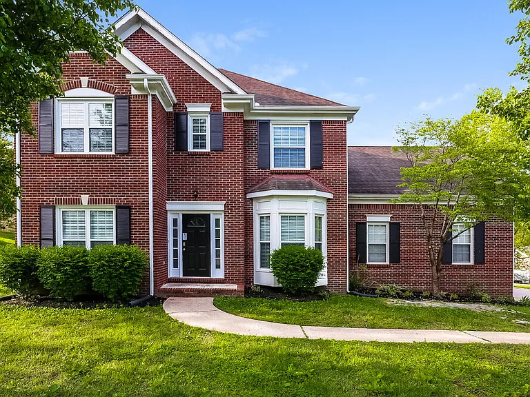1472 Aaronwood Dr — Photo 1