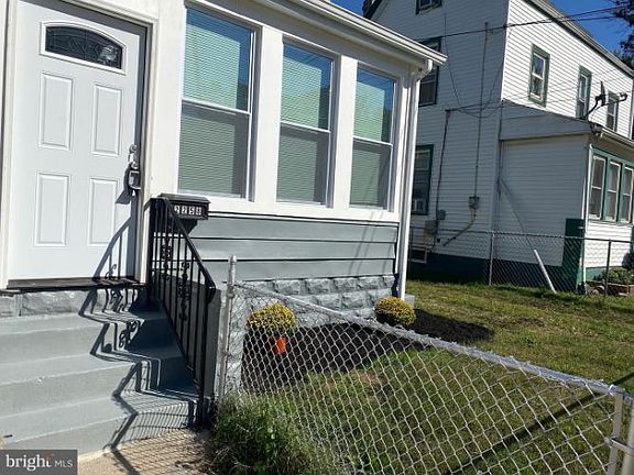 2nd image of 2258 37th St