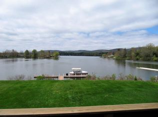 4 Onota Ln APT 3, Pittsfield, MA 01201