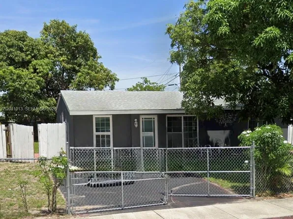 2300 SW 43rd Ave, Fort Lauderdale, FL 33317