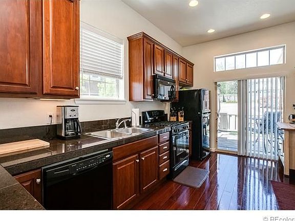5th image of 725 N Roslyn St Unit 28