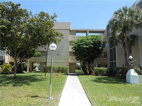 1st image of 950 NE 199th St #4H