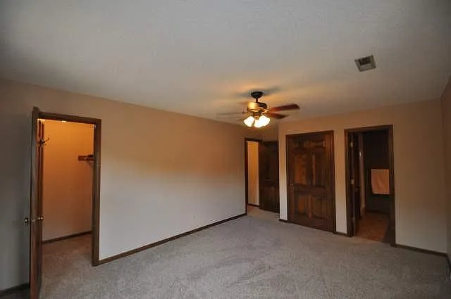 5807 SW 24th Ter — Photo 15