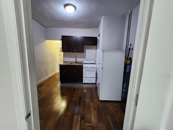 2nd image of 265 W 146th St APT 16