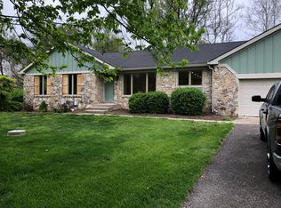 10461 Chester Dr, Carmel, IN 46032