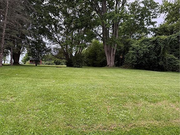2nd image of 5971 S Street Rd