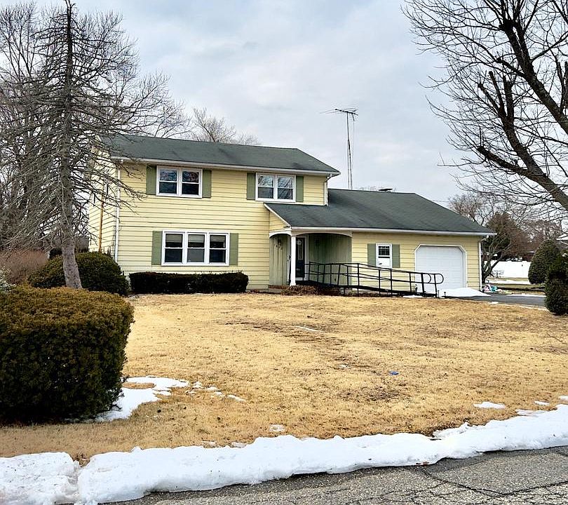 1872 Galli Dr, Vineland, NJ 08361 | Zillow
