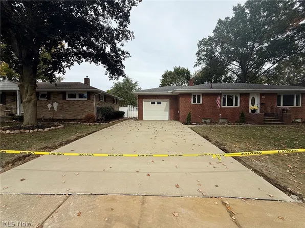 127 Alameda Ave, Cuyahoga Falls, OH 44221