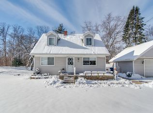 558 Overlook St, White Lake, MI