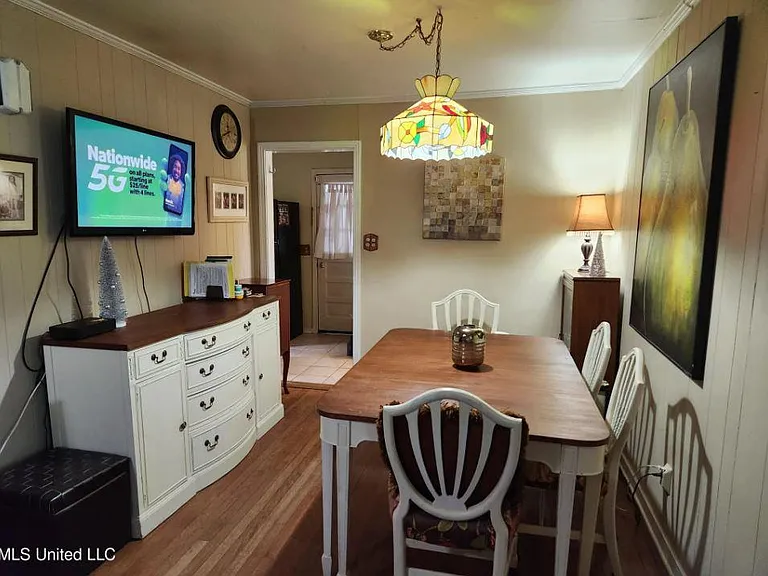 1436 Wilhurst St — Photo 5