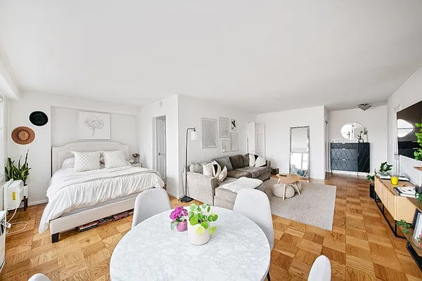 3 Sheridan Square #8M