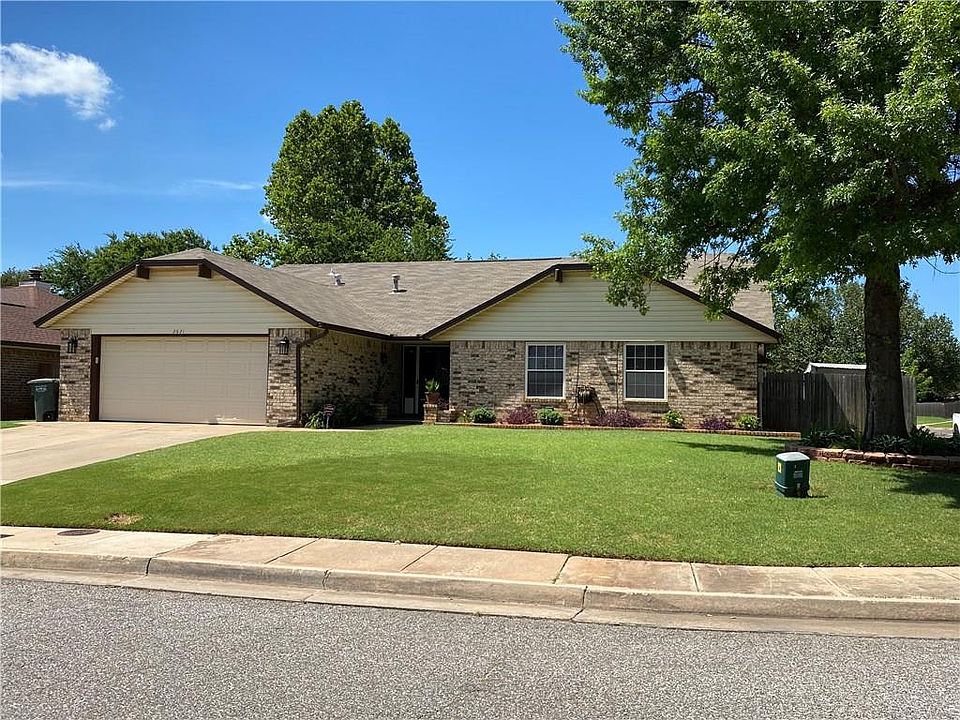 1st image of 2621 Greenfield Dr