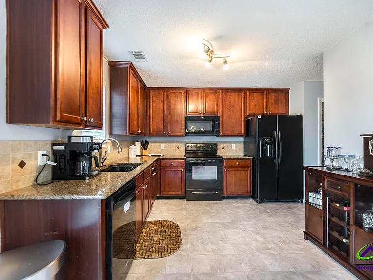 307 Timberwind Dr — Photo 10