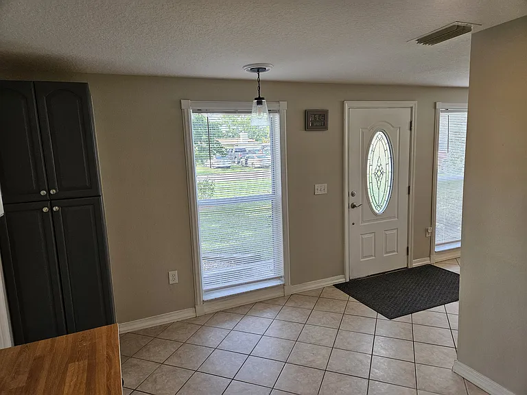 4416 E Drake Blvd — Photo 3