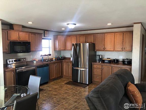 2nd image of 3031 Yarrow Cir