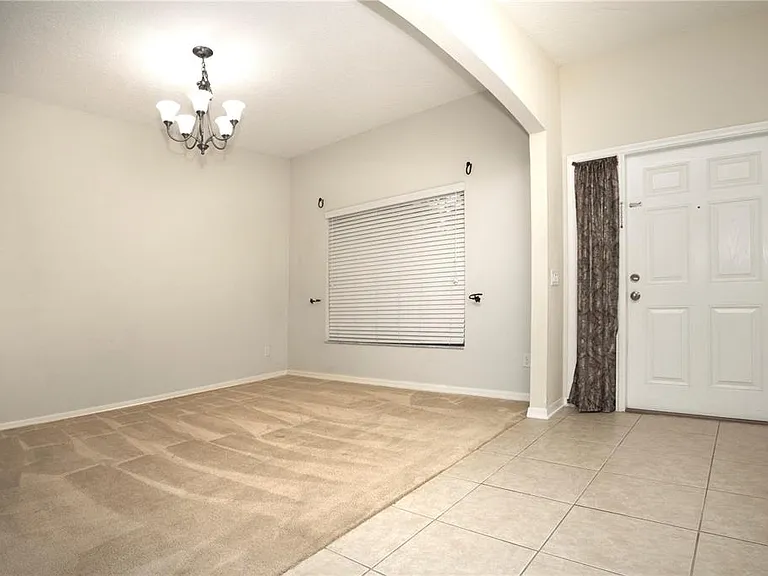 1319 Rowantree Dr — Photo 5