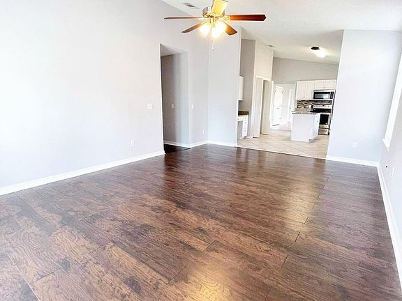 5th image of 9563 Parker Place Dr