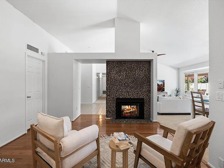 9081 E Sahuaro Dr — Photo 7