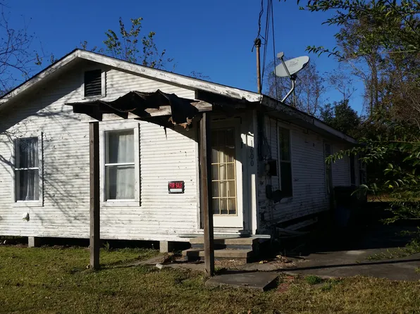 1600 W Curtis Ave, Orange, TX 77630