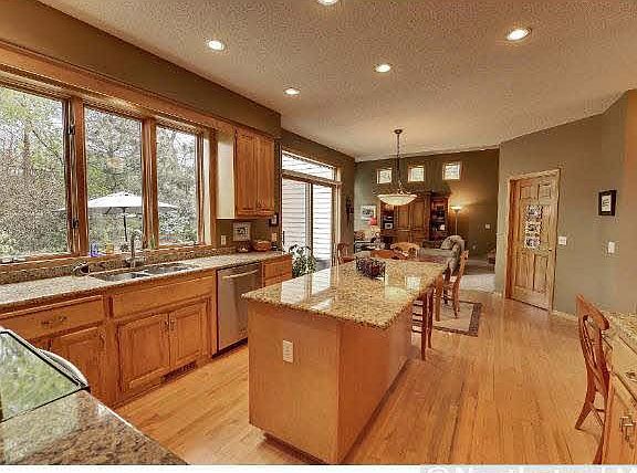 3rd image of 6635 Mulberry Circle