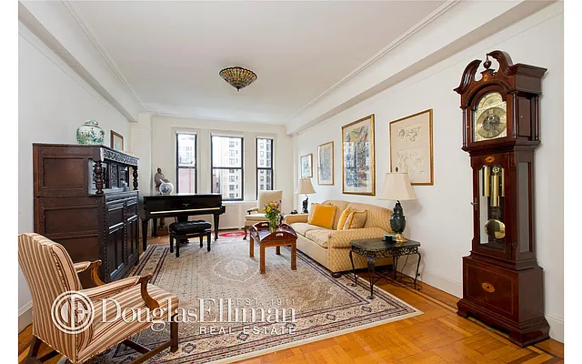 Sold by Douglas Elliman | media 13