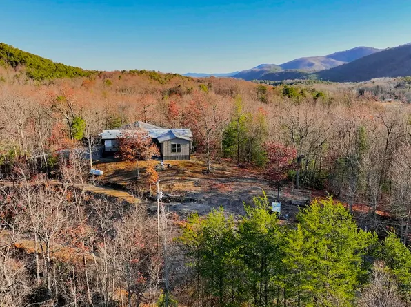 462 Smithfield Rd, Tellico Plains, TN 37385