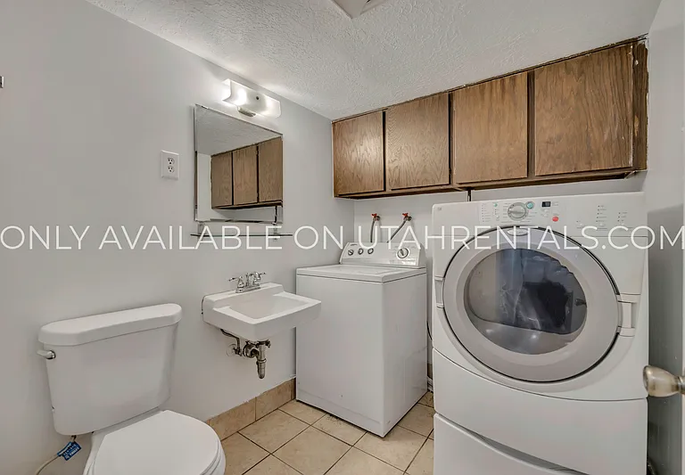 234 W Foxbridge Dr — Photo 10