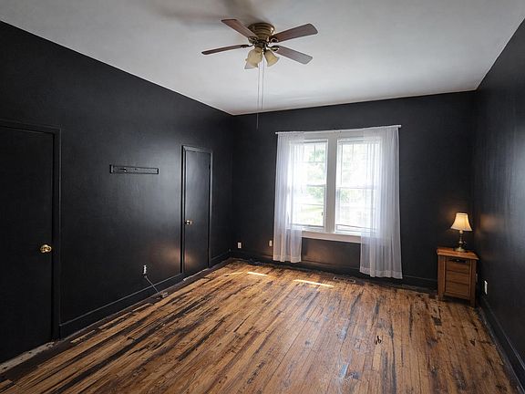 5th image of 1379 E McLemore Ave