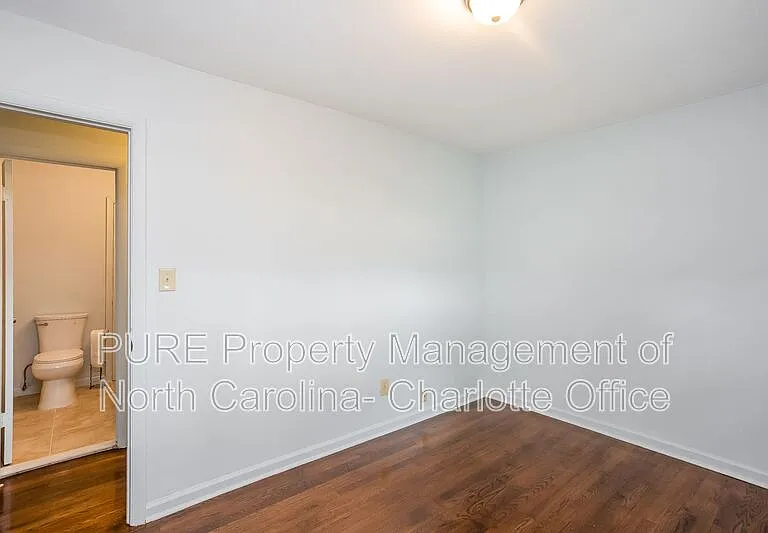 2429 Galloway Rd — Photo 24