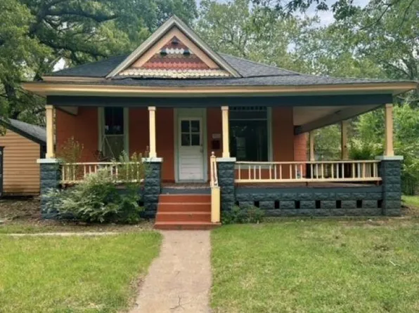 1904 N Park Pl, Wichita, KS 67203