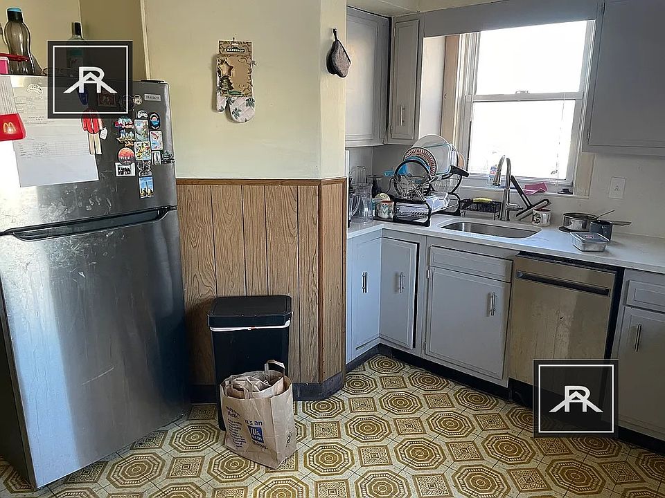1st image of 20 Winship St #R