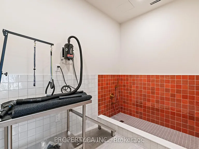 1660 Bloor St W #908 — Photo 14