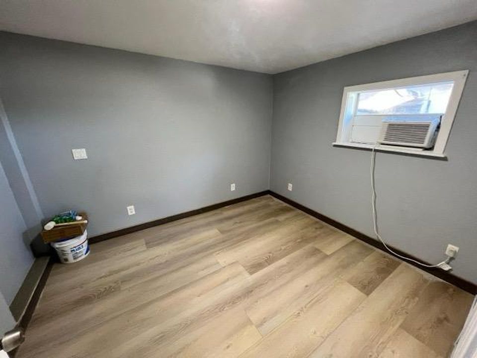 4040 NE 12TH Terrace, photo 8