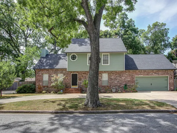 1914 E 52nd St S, Tulsa, OK 74105