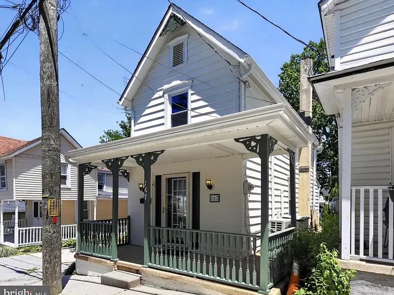 167 West Ave — Photo 1