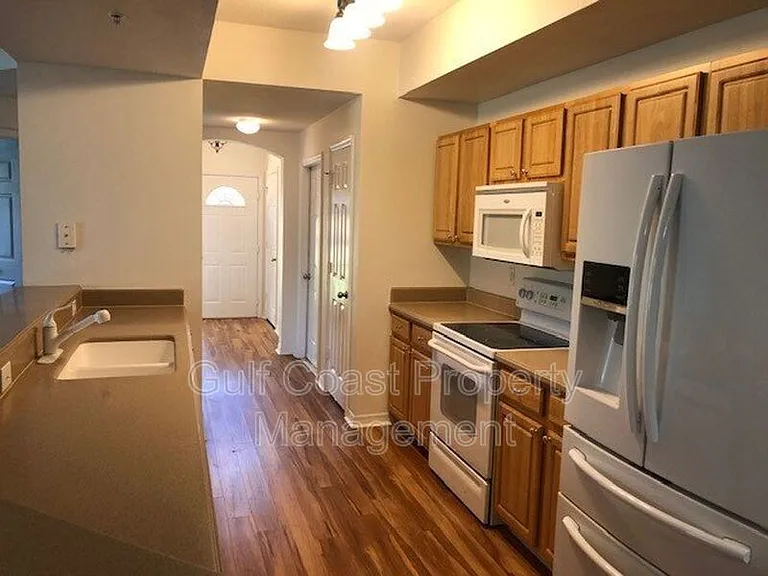 4980 Baraldi Cir #104 — Photo 5