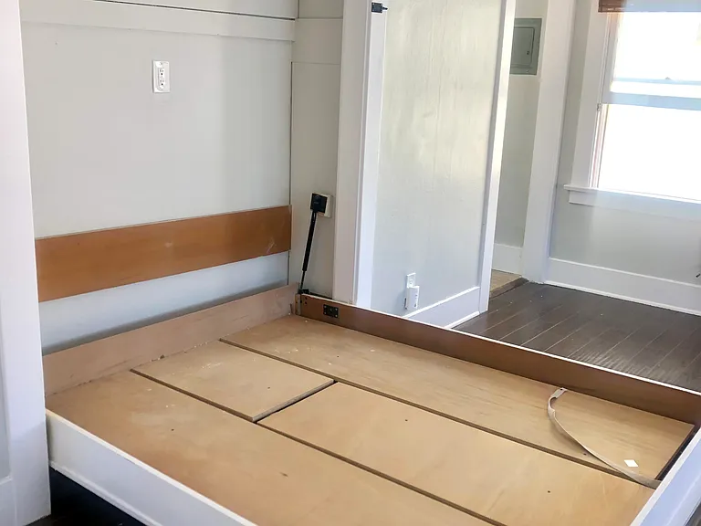 55 Roswell Ave #9 — Photo 8