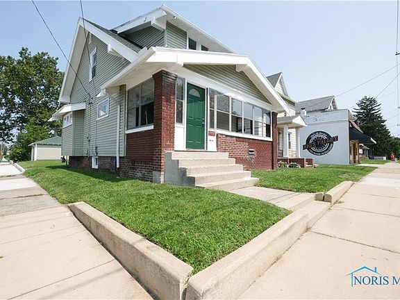 3rd image of 1701 Nevada St