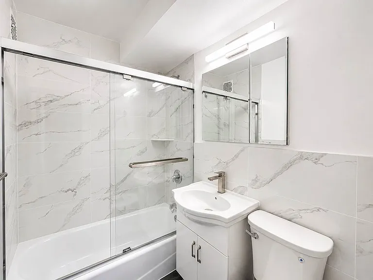151 W 16th St #6J — Photo 6