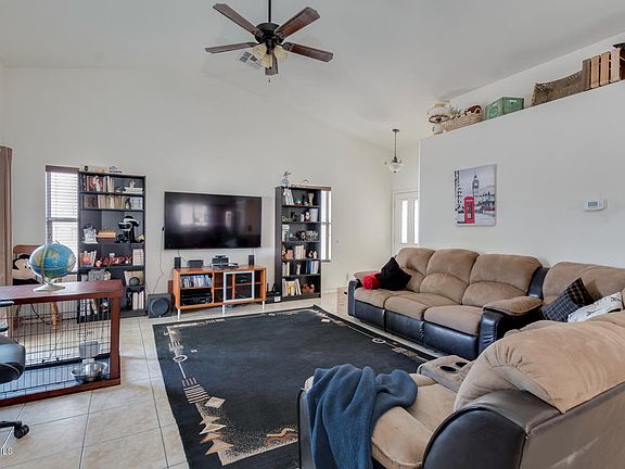 5th image of 2178 W Vineyard Plains Dr