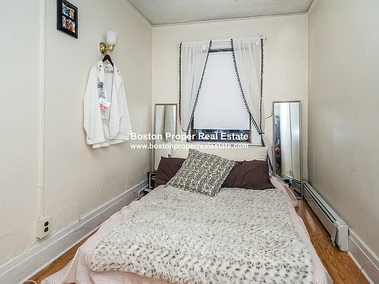 94 W Cedar St #3 — Photo 6