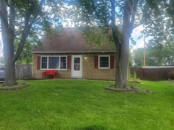 747 Imperial Rd, Valparaiso, IN 46385