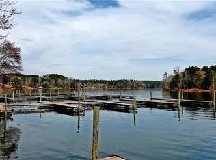 2962 E Paradise Harbor Dr, Connelly Springs, NC 28612