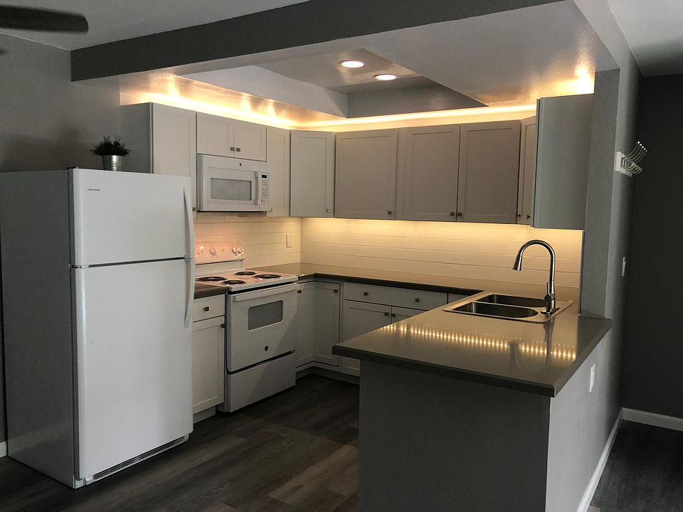 New kitchen with Quartx countertop