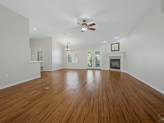 3rd image of 10969 Country Ostrich Dr