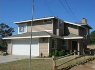 211 Pepper Dr, Lake Elsinore, CA 92530