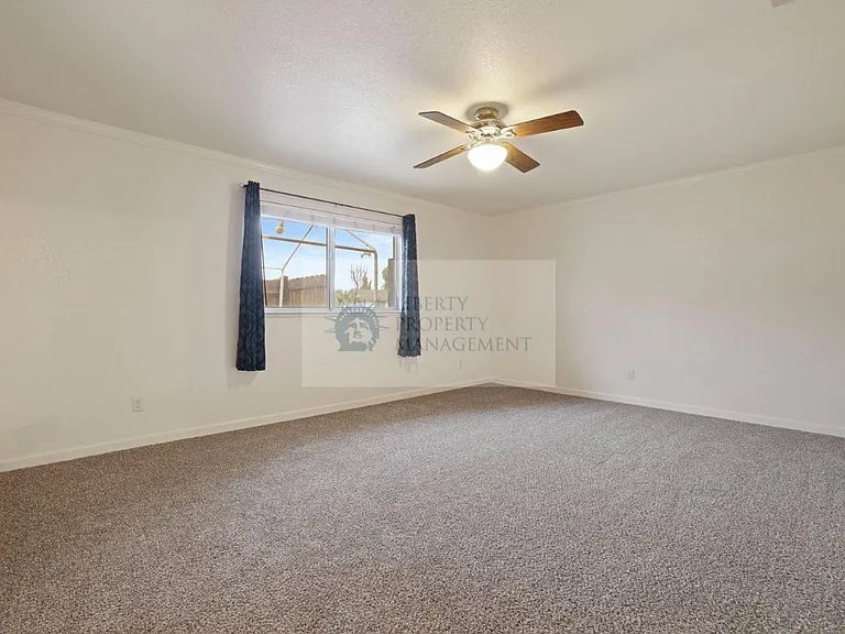 1558 Springcreek Way — Photo 15